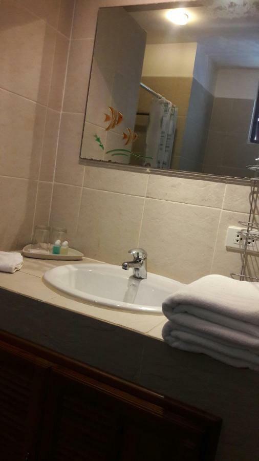 Papillon Residence Choeng Mon Екстериор снимка